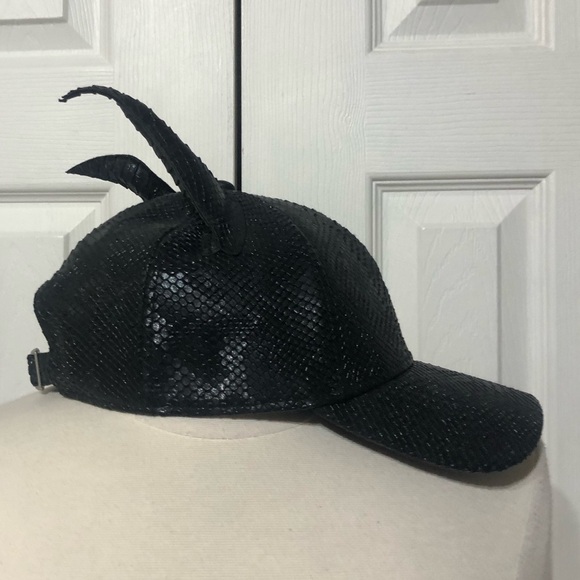 Disney Villains Maleficient Black Dragon Scaled Dad/Baseball Cap Hat with Horns - Picture 3 of 9